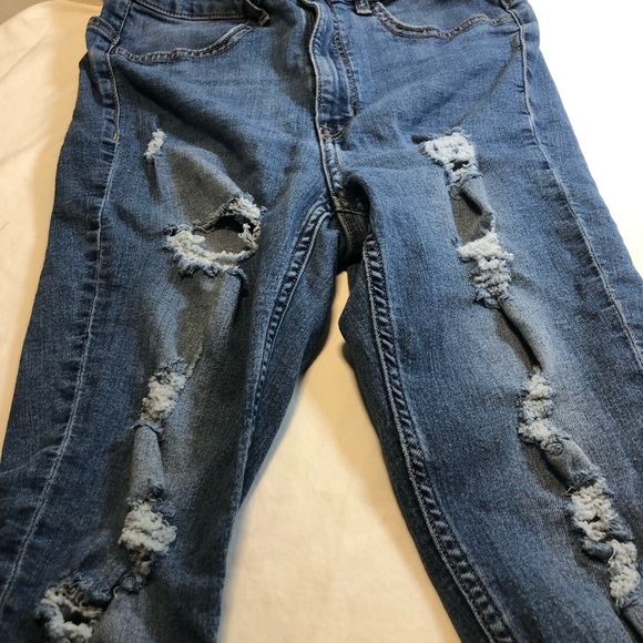 H & M Divided Jeans Size 6 - Picture 6 of 8